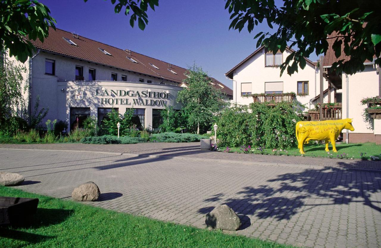 Landgasthof & Hotel Waldow Guben Luaran gambar
